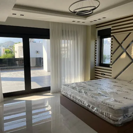 Hotel Callisto 386 в поселке чамьюва 5+2 с подогревом бассейна Kemer