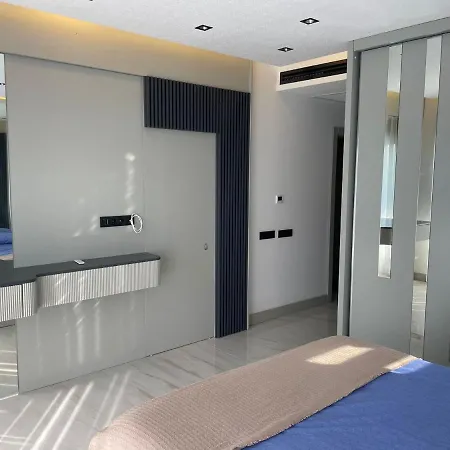 Hotel Callisto 386 в поселке чамьюва 5+2 с подогревом бассейна Kemer